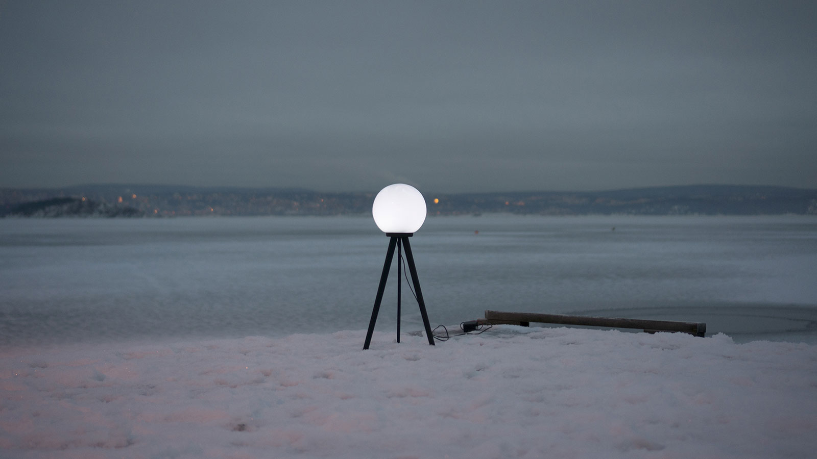Satellite Lamps · Timo Arnall
