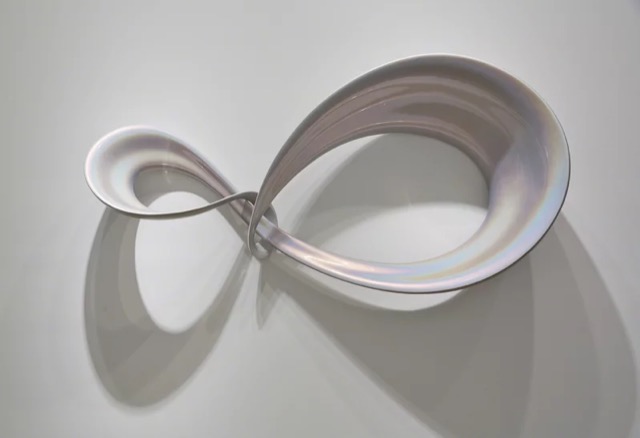 Ekpyrotic String II · Mariko Mori